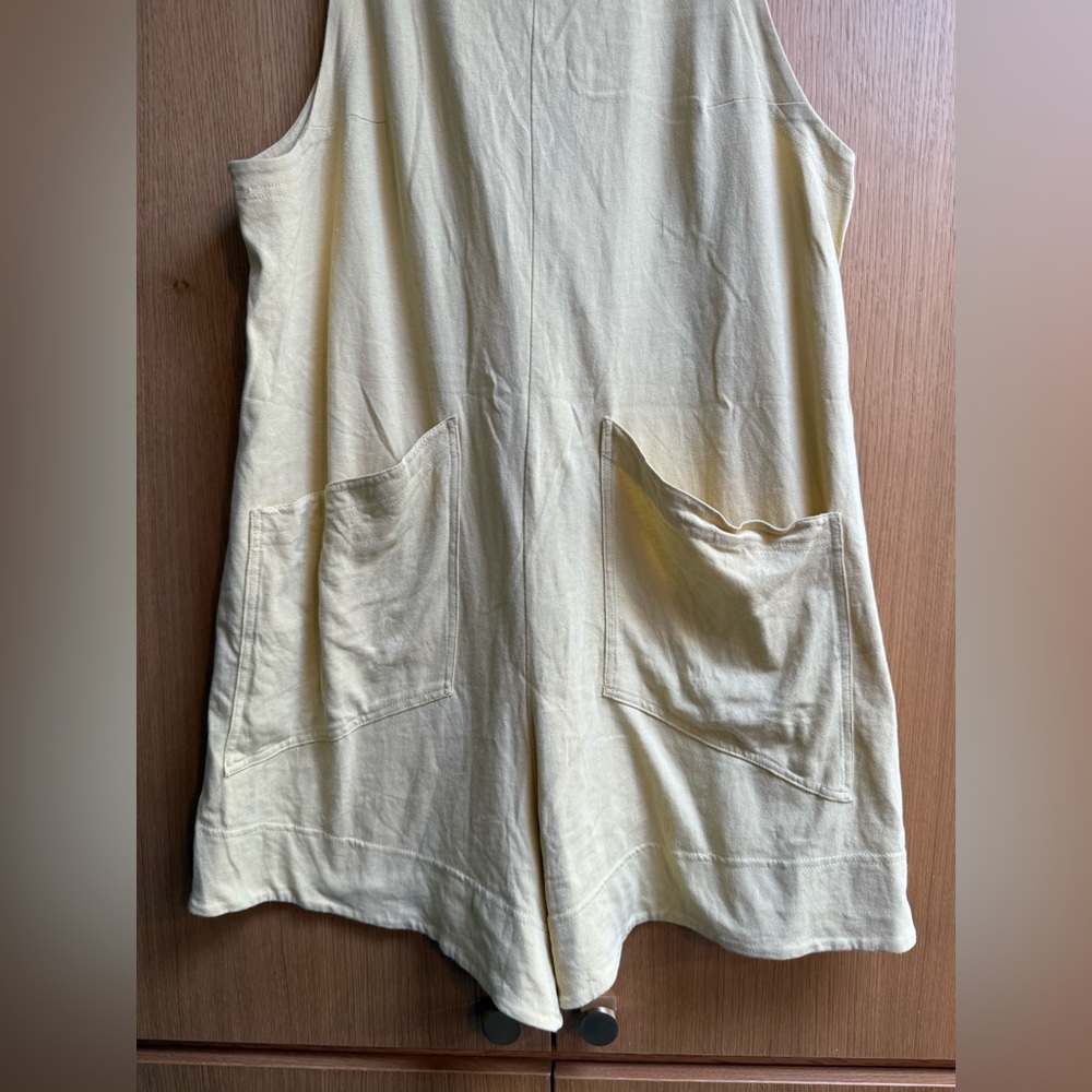 FREE PEOPLE Elliot romper size M in light yellow - Picture 4 of 10